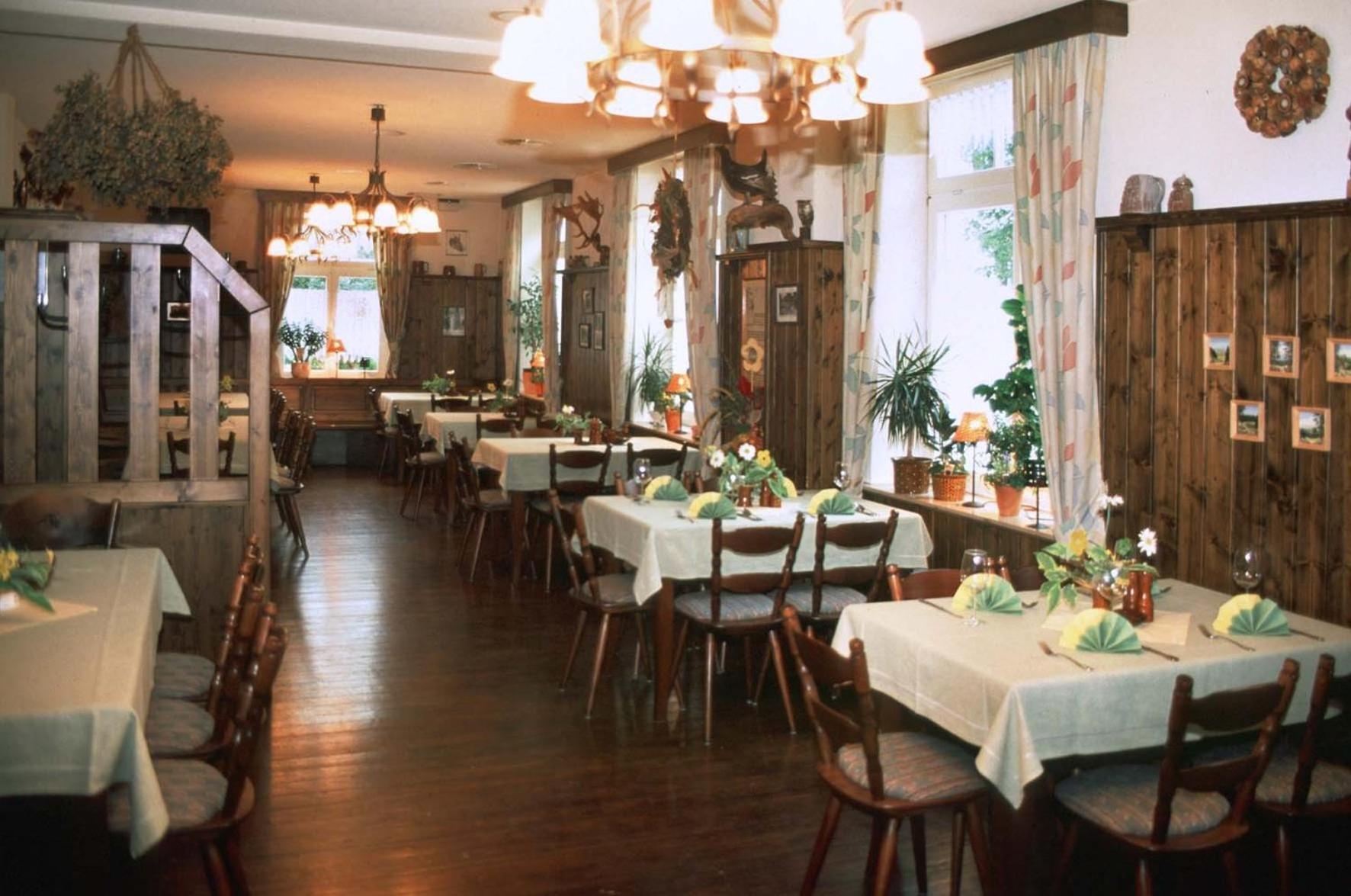 Hotel Drei Kronen Frauenwald Extérieur photo