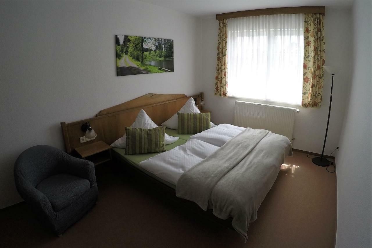 Hotel Drei Kronen Frauenwald Extérieur photo